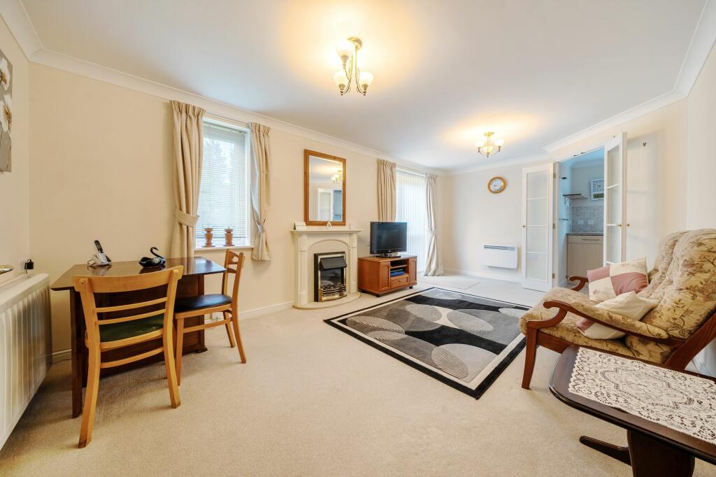 Additional image 2 of Limpsfield Road, Warlingham, CR6