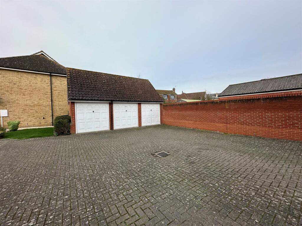 Additional image 16 of Meadow Lane, Sudbury