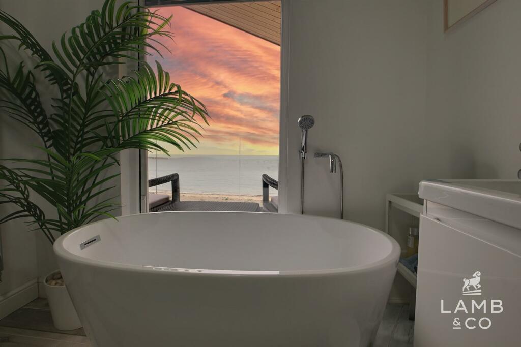 Additional image 57 of Eastern Promenade, Point Clear Bay