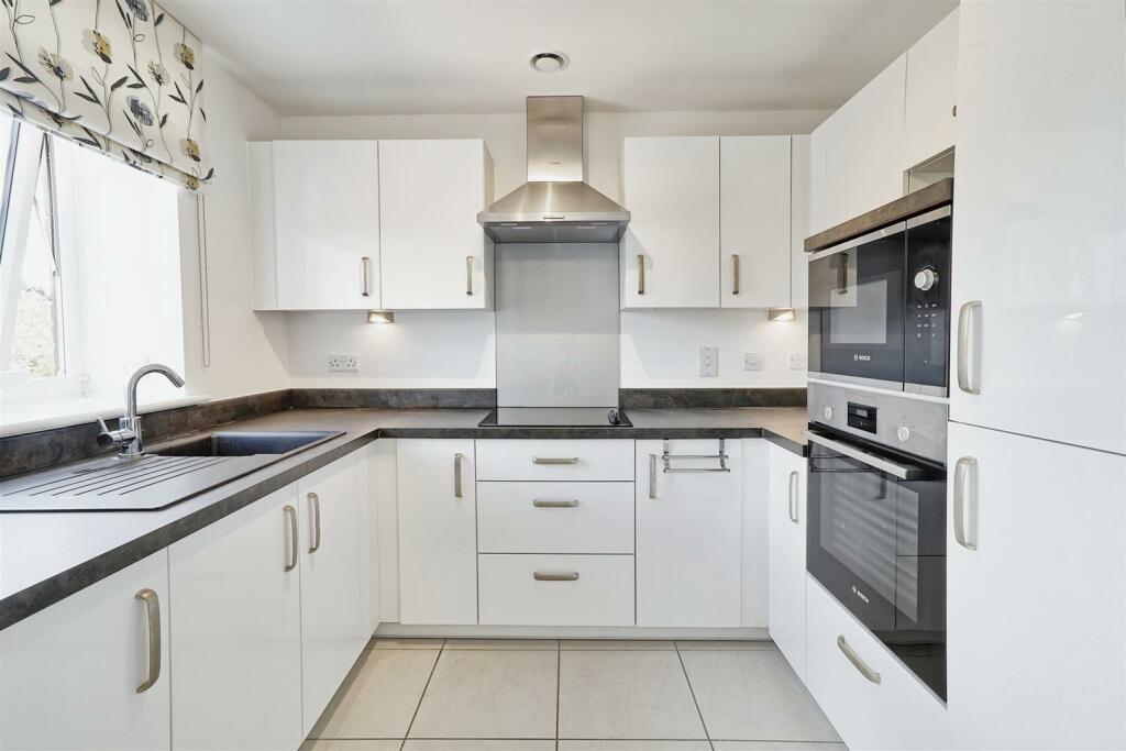 Additional image 3 of Miami House, Princes Road, Chelmsford, CM2 9GE