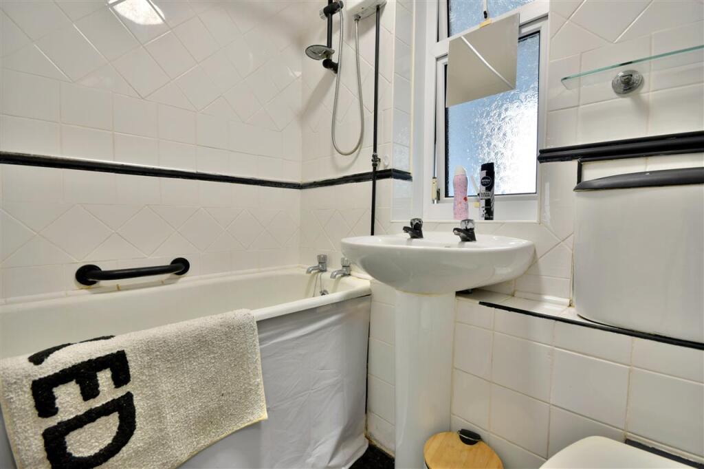 Additional image 14 of Shelley Road, Chelmsford