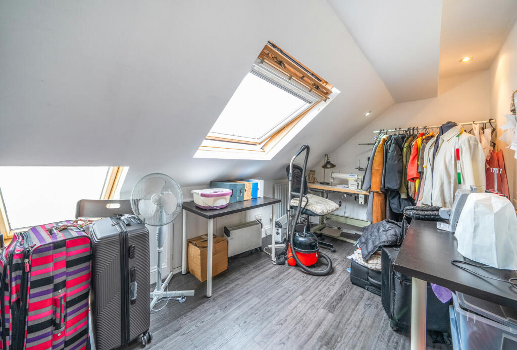 Additional image 18 of Chestnut Grove, Mitcham, CR4