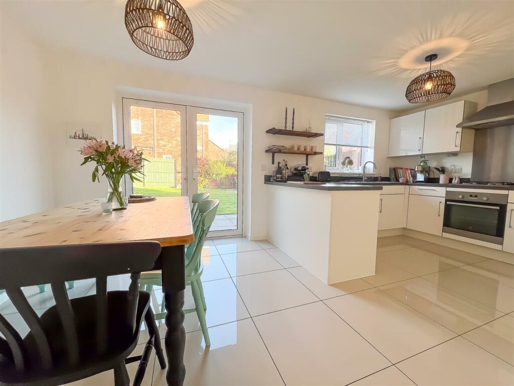 Additional image 3 of Wittonwood Road, Frinton-On-Sea