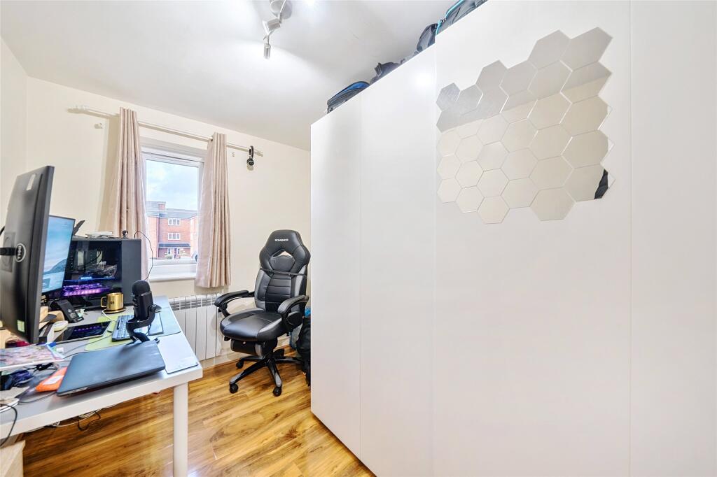 Additional image 5 of Mullards Close, Mitcham, CR4