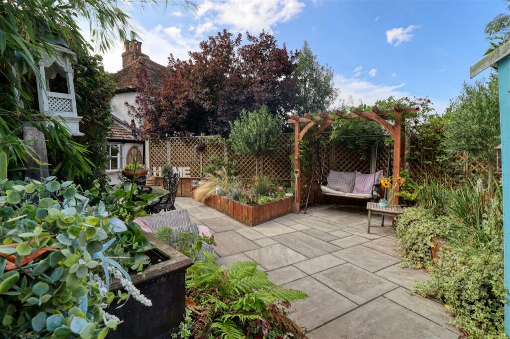 Additional image 21 of Hurst Green, Brightlingsea