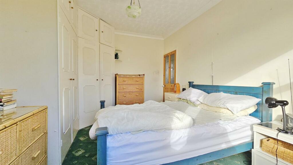 Additional image 14 of Woodberry Way, Walton On The Naze