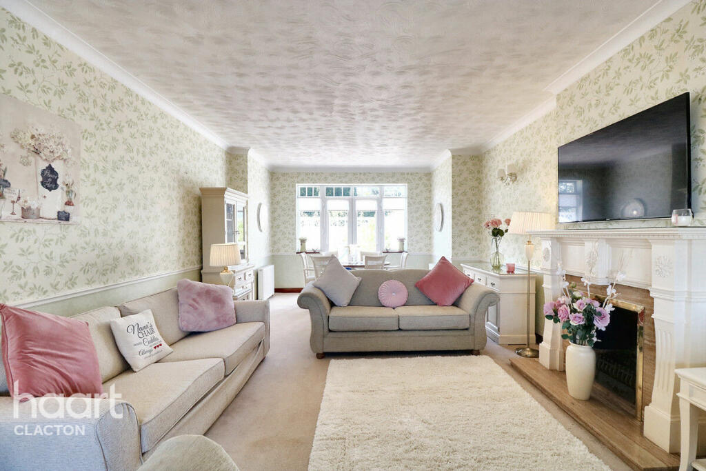 Additional image 11 of Marine Parade East, Clacton-On-Sea