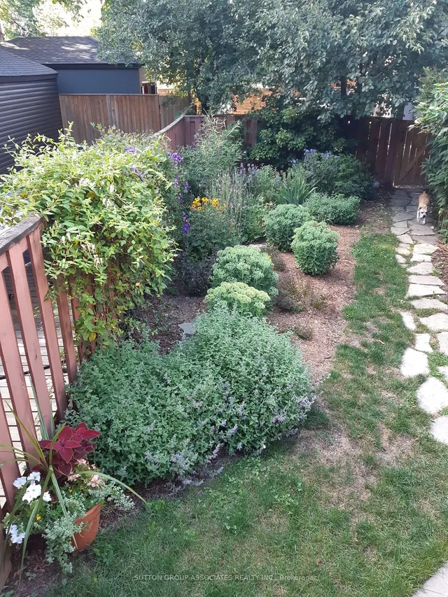 Additional image 28 of 98 Maplewood Ave