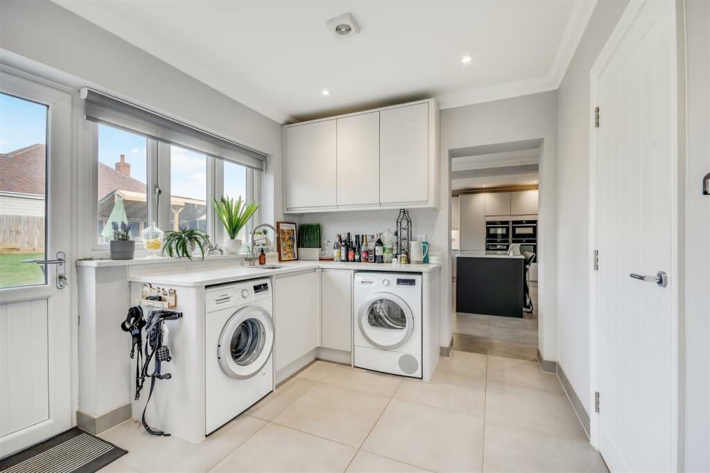 Additional image 9 of Stoney Hills, Burnham-On-Crouch