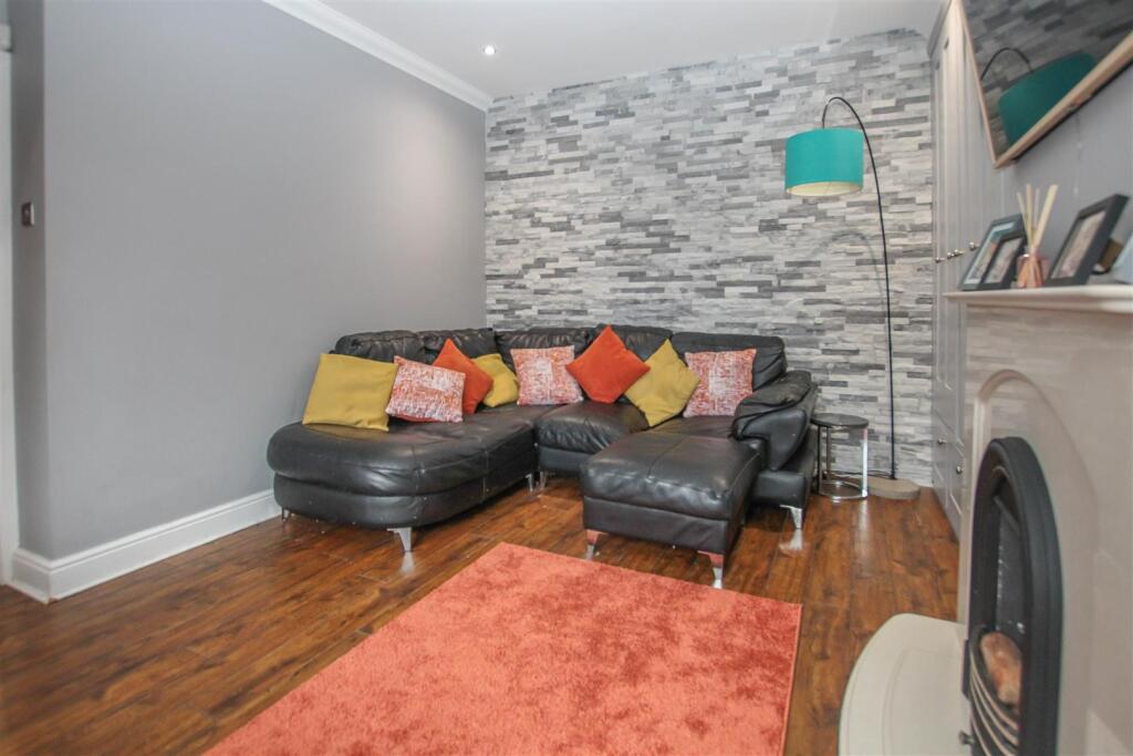 Additional image 10 of Manor Way, Brentwood