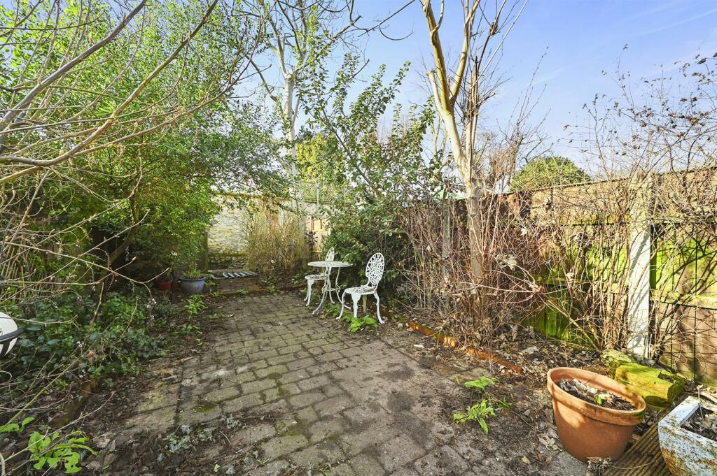 Additional image 13 of Castle Road, Colchester
