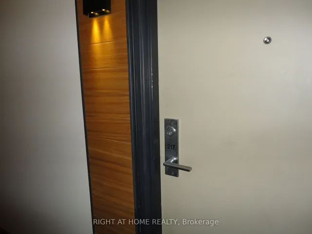 Additional image 6 of 66 Kippendavie Ave Unit 217