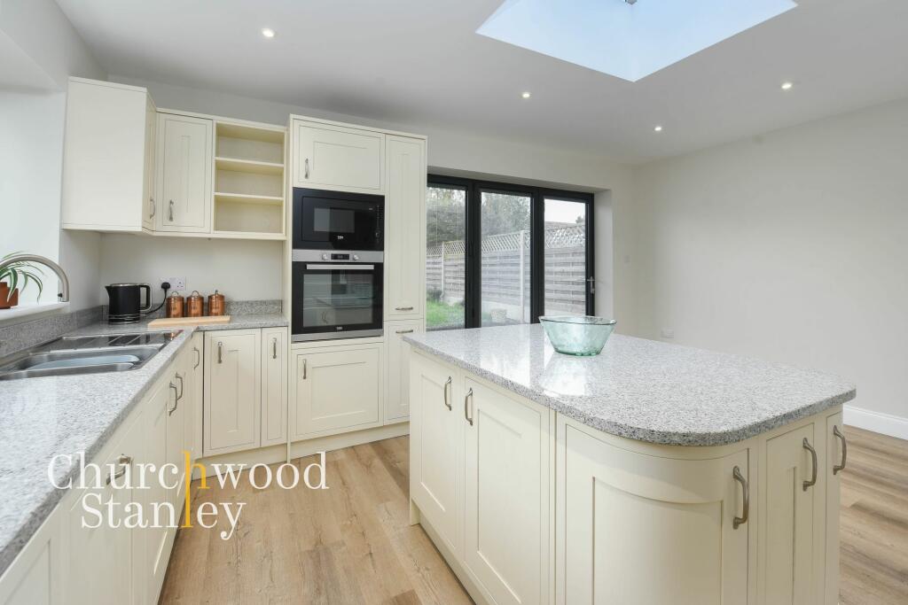 Additional image 3 of New Village, Brantham, CO11