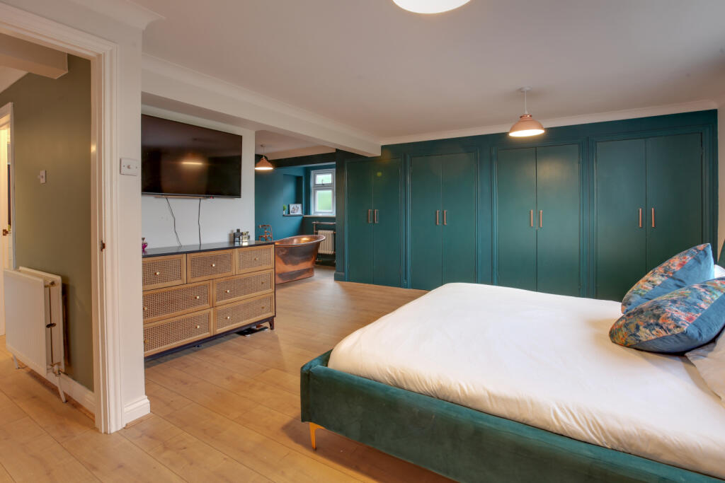 Additional image 14 of Braintree Road, Felsted, CM6