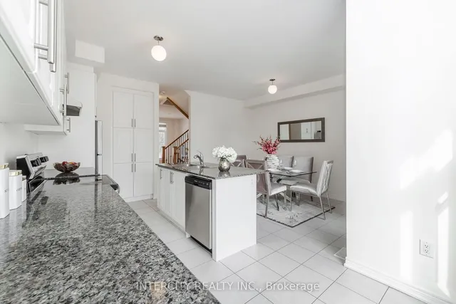 Additional image 24 of 9 Queenpost Dr