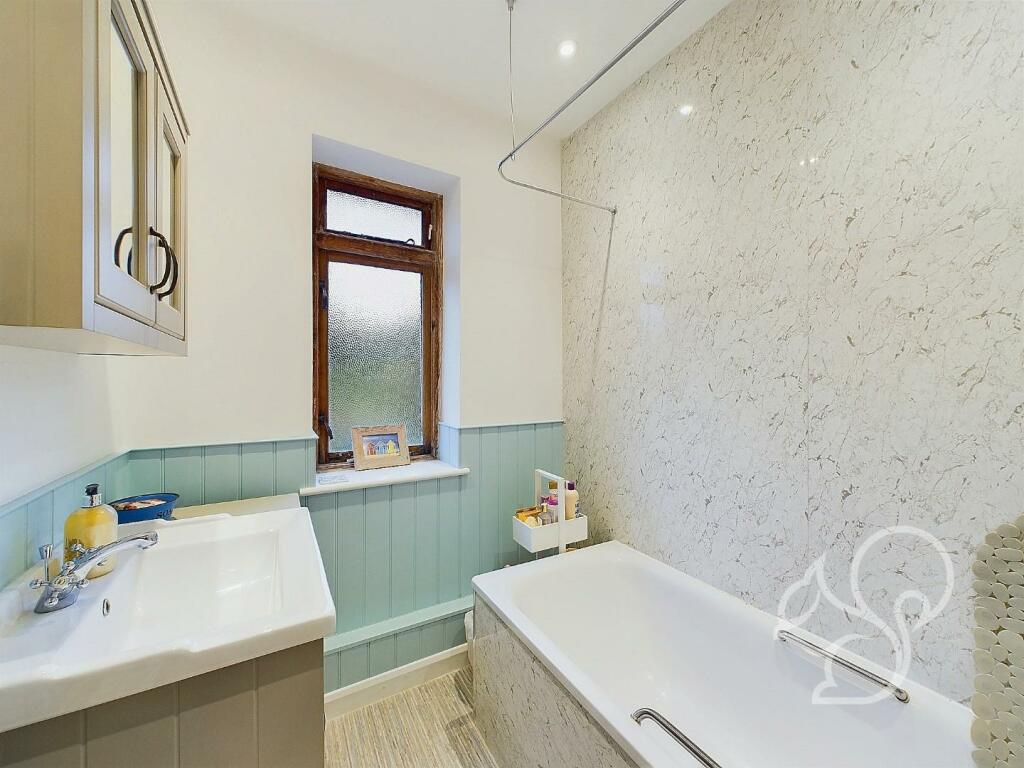 Additional image 22 of Shrub End Road, Colchester