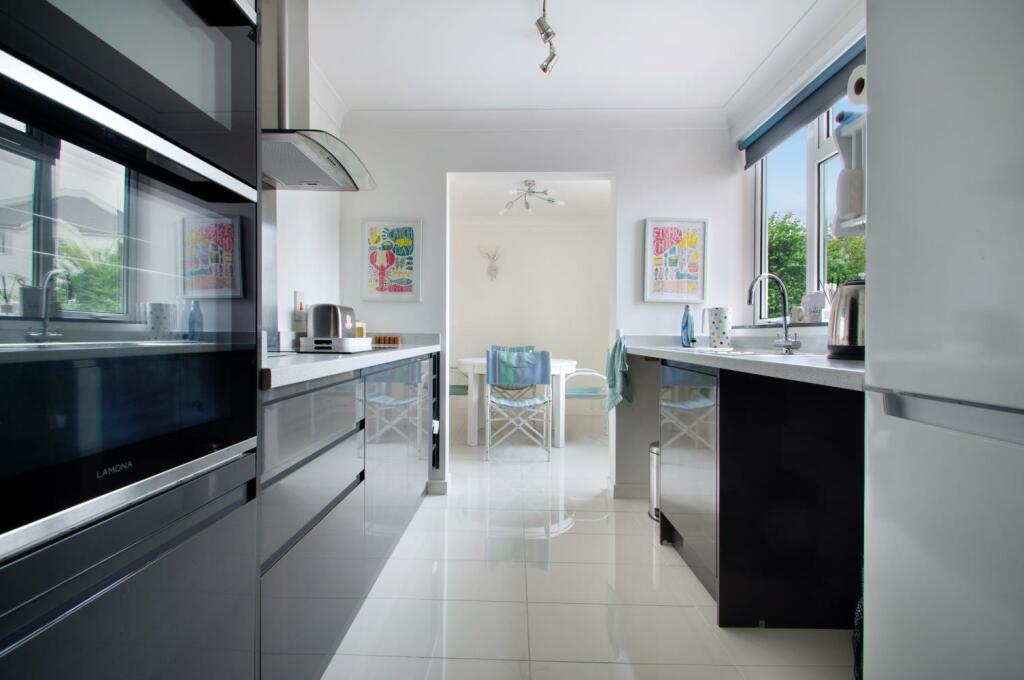 Additional image 5 of Forres, Frinton on Sea