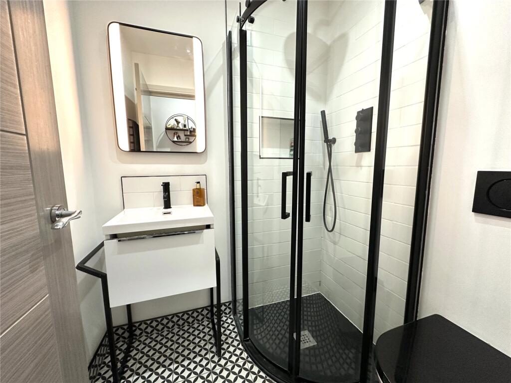 Additional image 9 of West Hill, Sanderstead, South Croydon, CR2