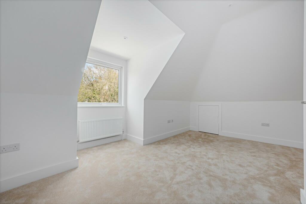 Additional image 15 of Briton Hill, South Croydon, CR2