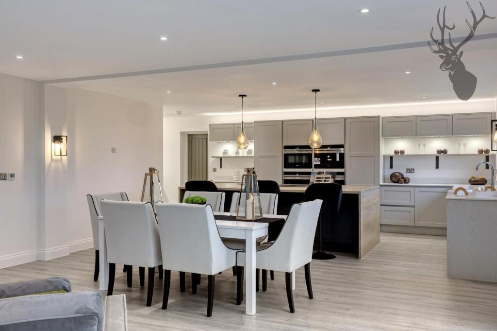 Additional image 8 of Lessington Barn, Theydon Mount