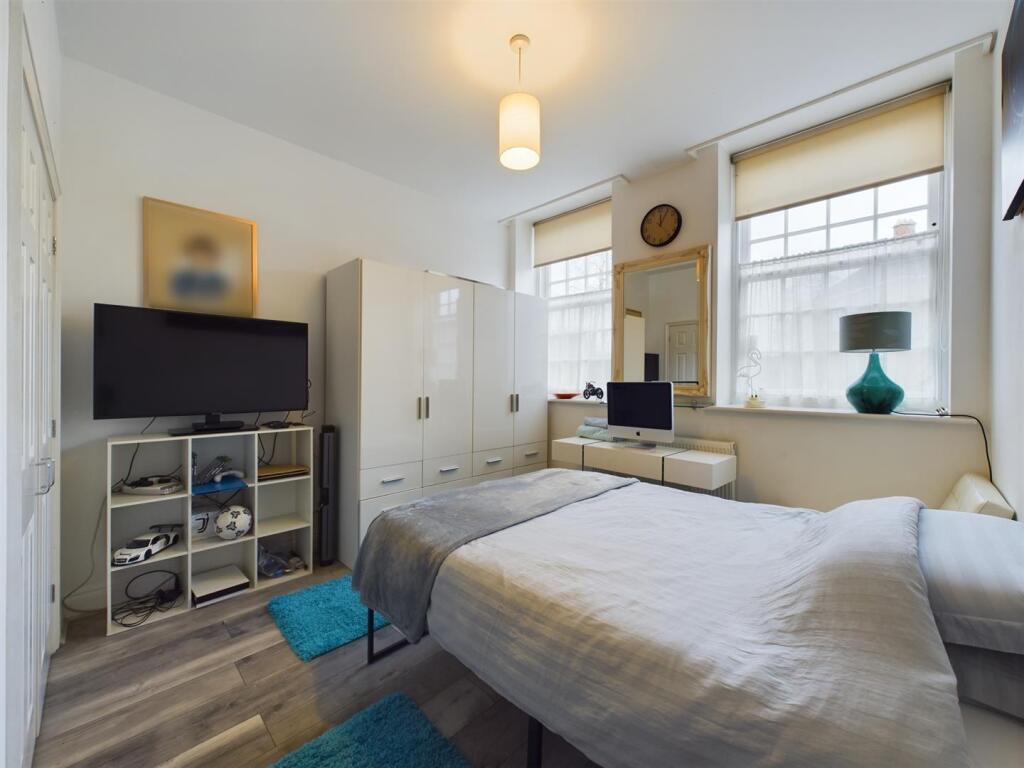 Additional image 5 of Cayton Road, Coulsdon