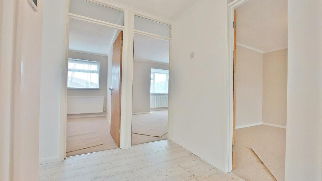 Additional image 11 of Thorns Way, Walton On The Naze