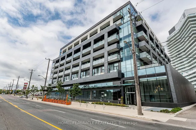 4208 Dundas St Unit 815