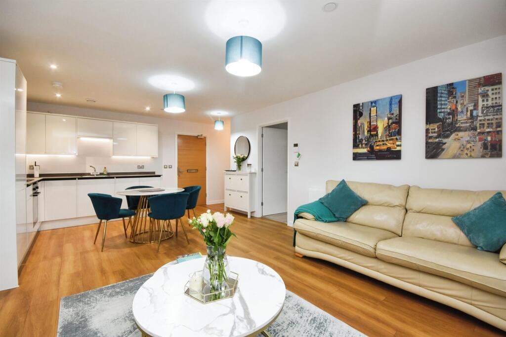 Additional image 15 of Ingrave Road, Brentwood