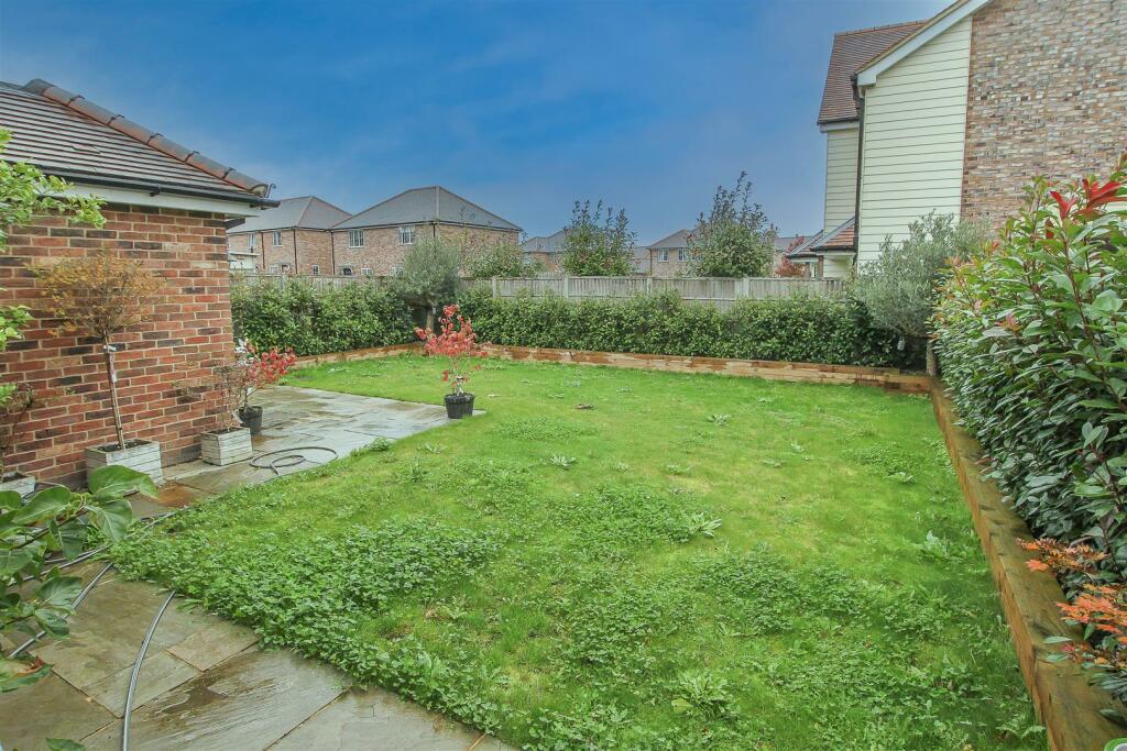 Additional image 4 of Little Ridings Lane, Ingatestone