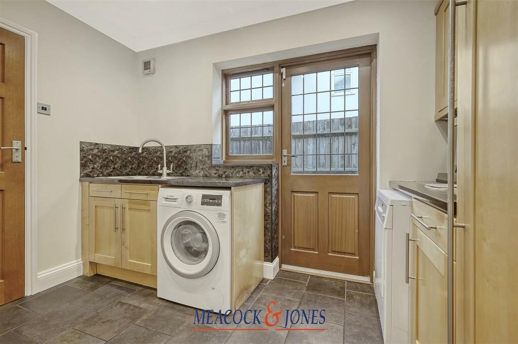 Additional image 13 of Priests Lane, Old Shenfield, Brentwood