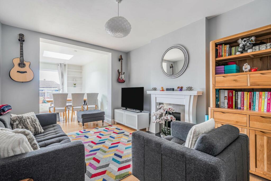 Additional image 8 of Waddington Avenue, Coulsdon, CR5