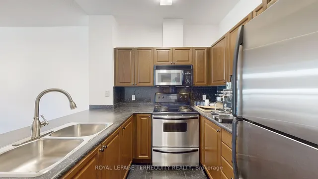 Additional image 7 of 18 Parkview Ave Unit 207