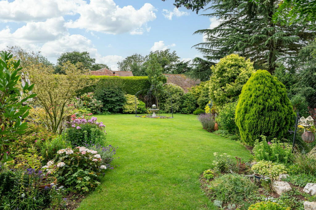 Additional image 36 of Main Road, Danbury, Chelmsford, CM3 4AS