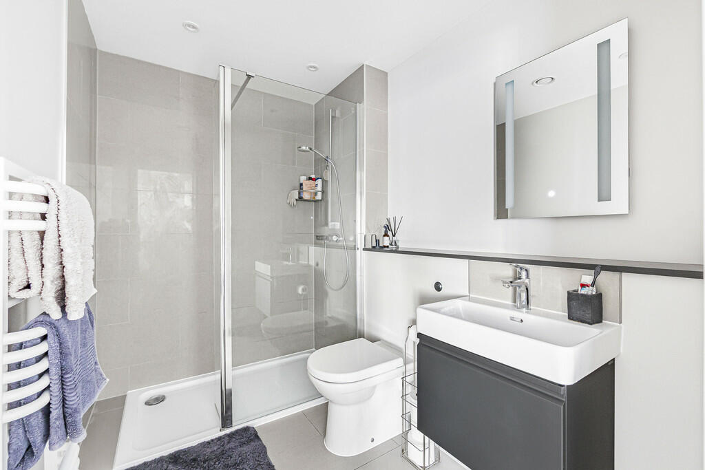 Additional image 20 of Chalkhurst Court , 32 Lismore Road