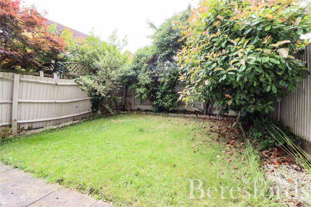 Additional image 8 of Lampern Crescent, Billericay, CM12