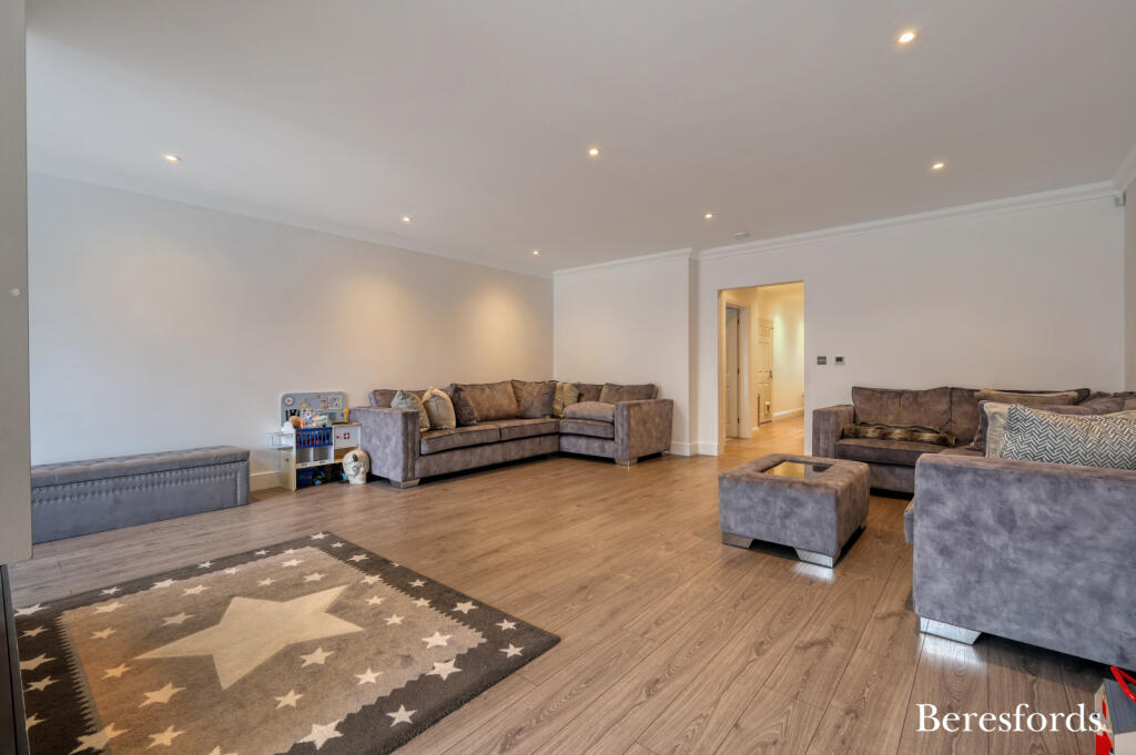 Additional image 6 of Potash Road, Billericay, CM11