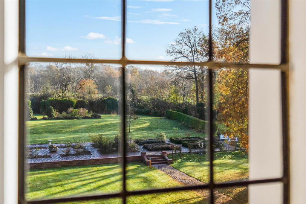 Additional image 5 of Danbury Palace Drive, Danbury, Chelmsford