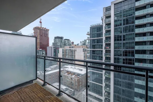 Additional image 19 of 460 Adelaide St Unit 1817