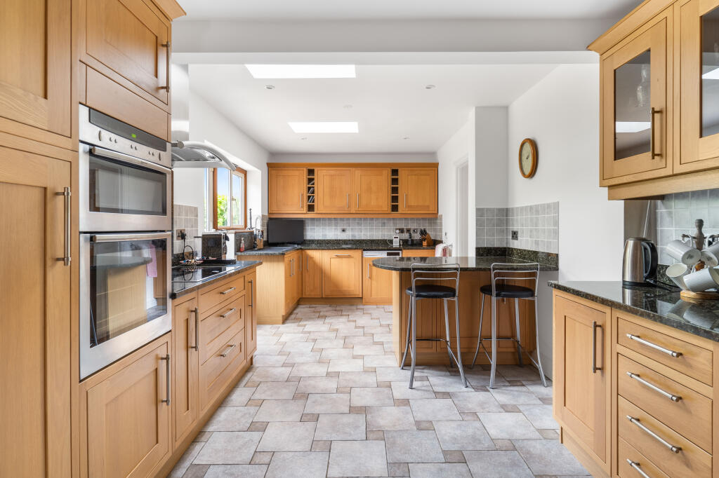 Additional image 14 of Perryfield, Matching Green, Harlow, Essex, CM17