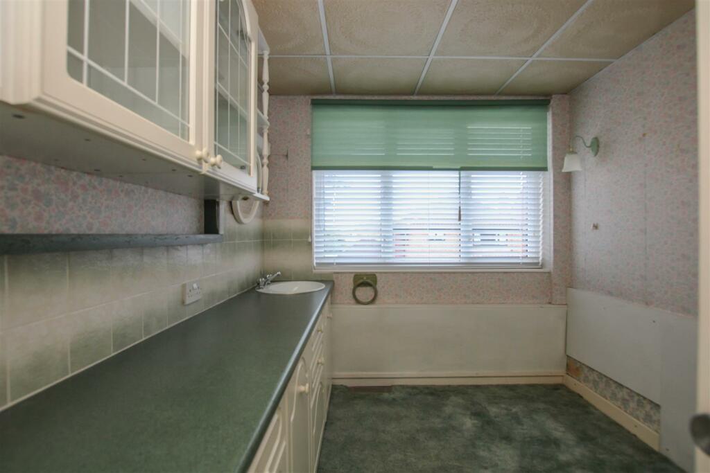 Additional image 9 of Newlands Close, Hutton, Brentwood