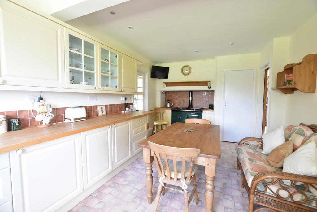 Additional image 4 of Rectory Road, Middleton