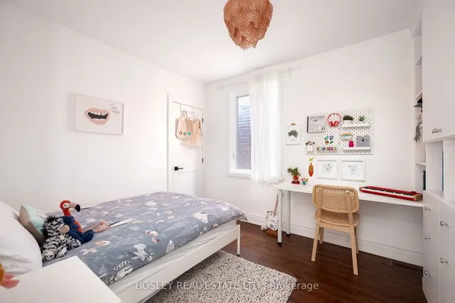 Additional image 19 of 233 Mcroberts Ave