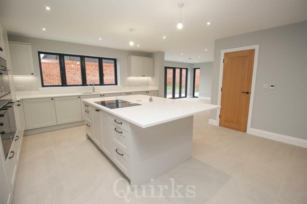 Additional image 6 of Park Lane, Ramsden Heath, Billericay