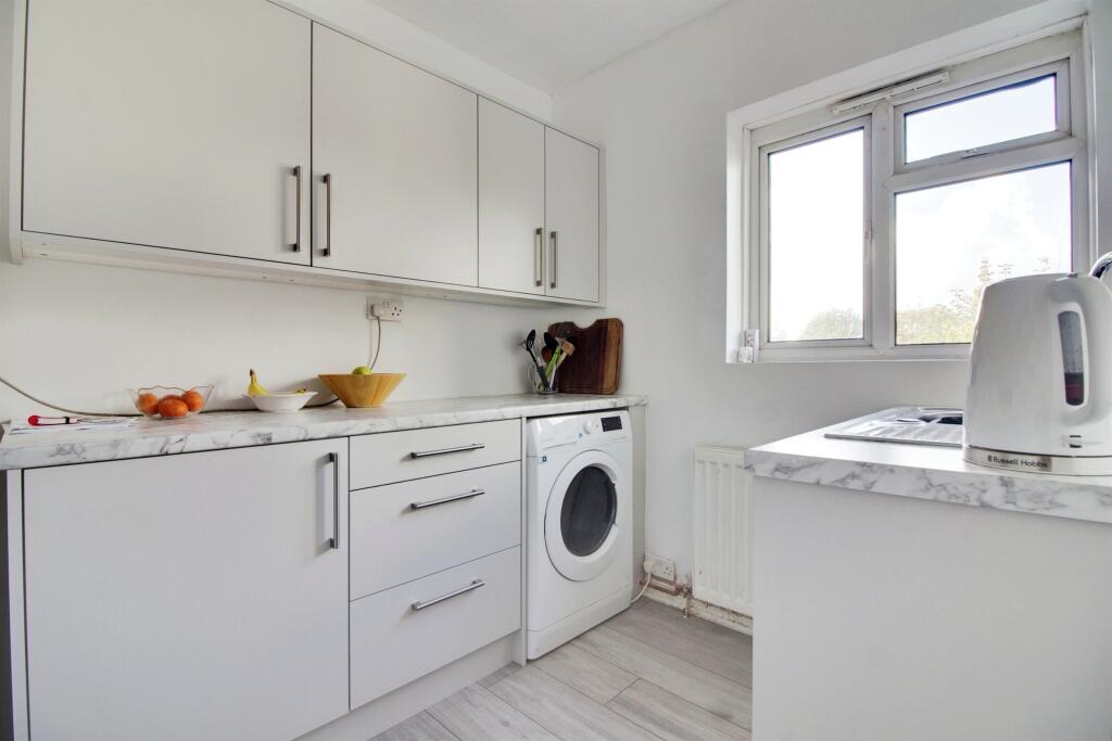 Additional image 4 of The Hill, Harlow