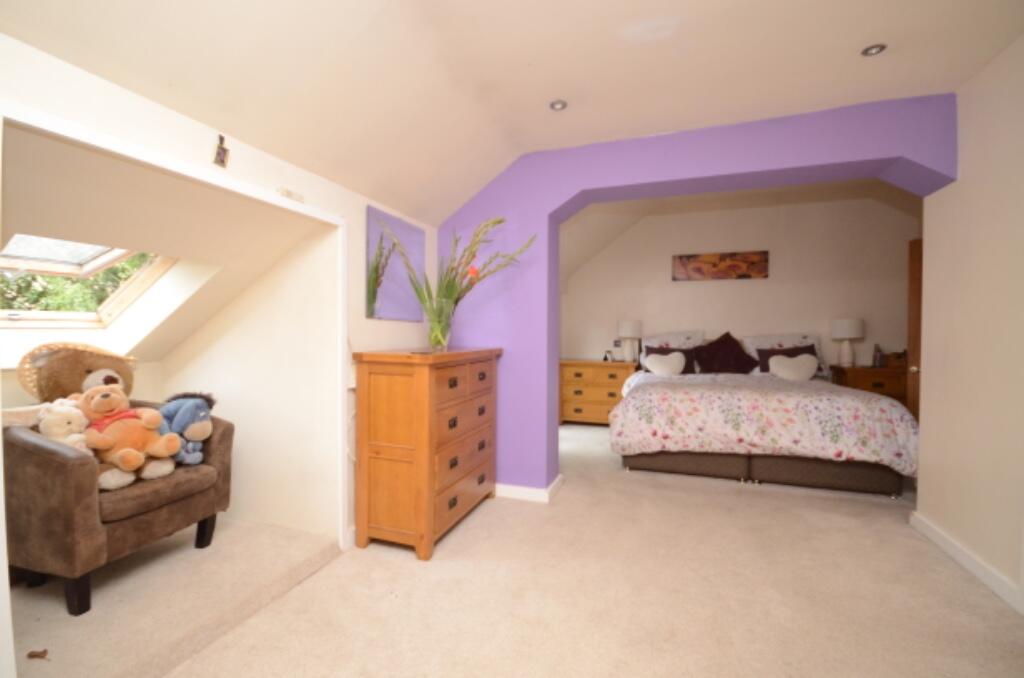 Additional image 11 of Field View The Street, Sheering