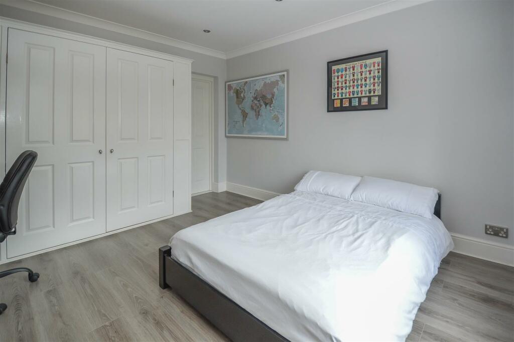 Additional image 20 of Headley Chase, Warley, Brentwood