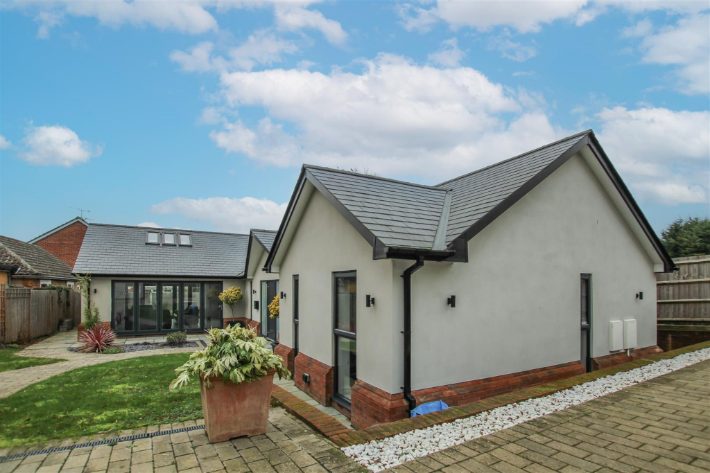 Additional image 24 of Willingale Close, Hutton, Brentwood