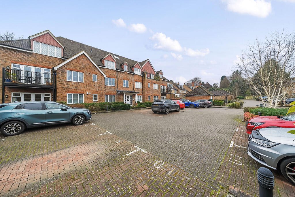 Additional image 11 of White Hill Close, Caterham, CR3