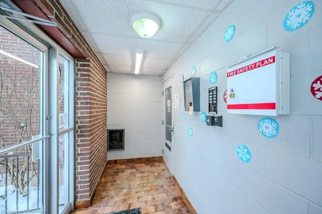 Additional image 5 of 4 Avalon Pl Unit 107