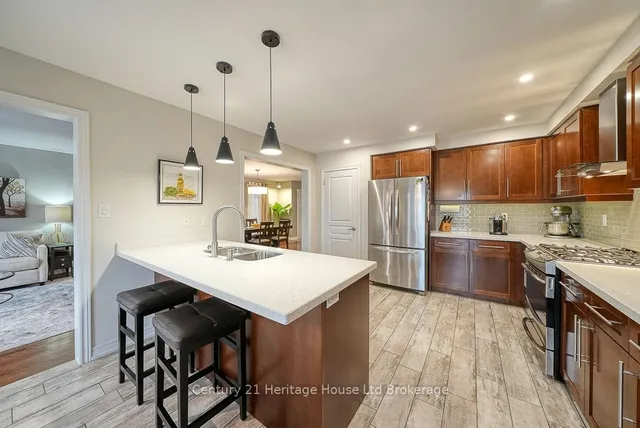 Additional image 11 of 703 Robert Ferrie Dr